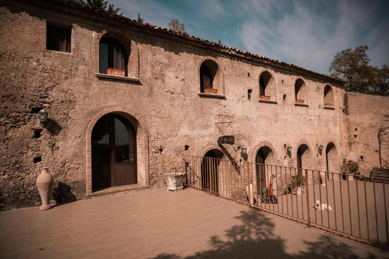L'Anticocasale Pensionat Altomonte Exteriör bild